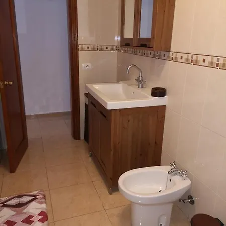 Guest house Beach Avenue Tias