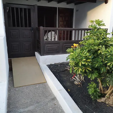 Beach Avenue 3* Tias