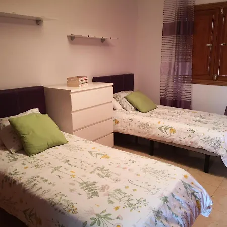 Beach Avenue Guest house 3*